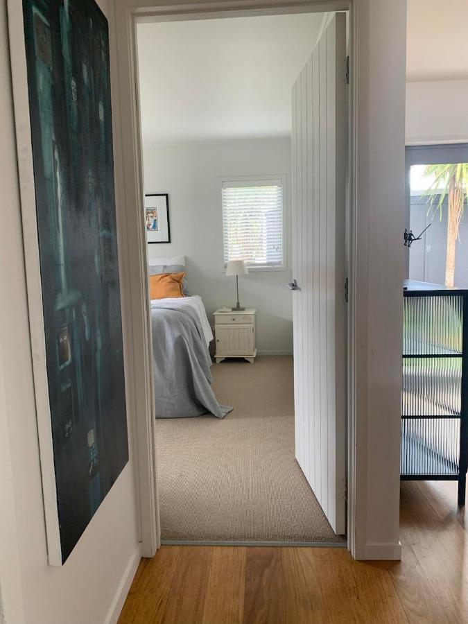 Absolute Waterfront * Raglan